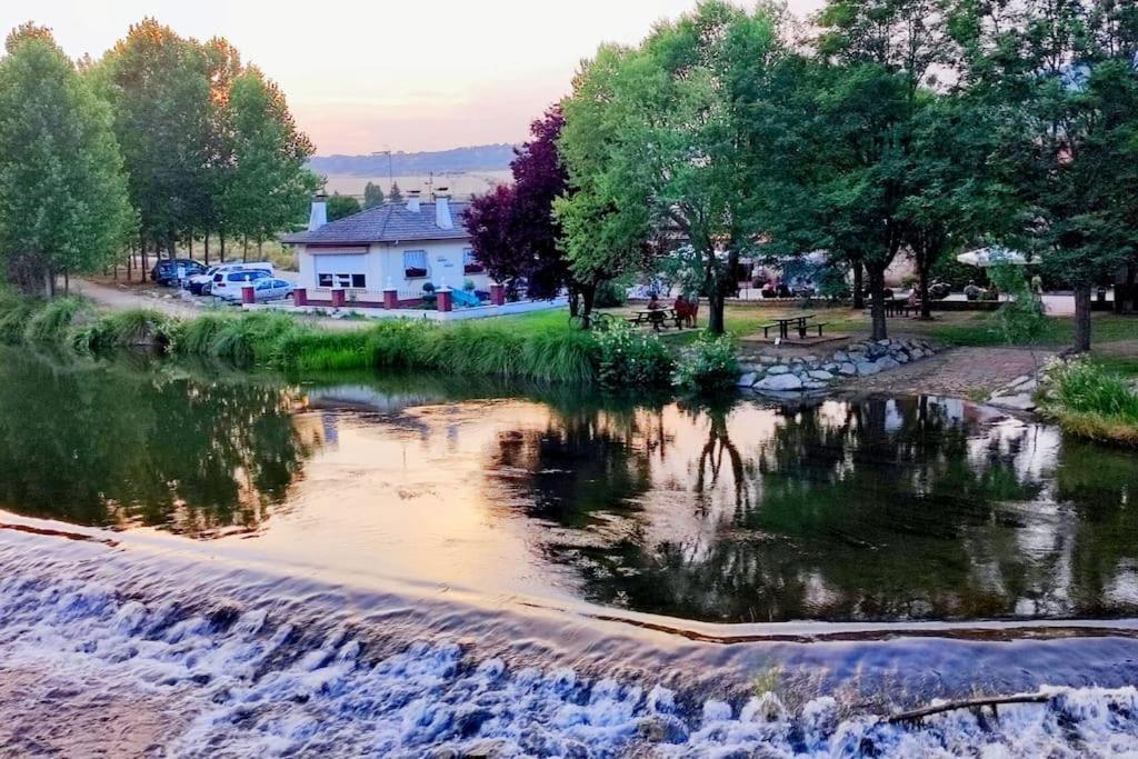 Вилла Casa La Riera Салинас-де-Писуэрга Экстерьер фото